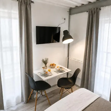 Disfruta En Estudio En Casco Antiguo P3 Apartmán